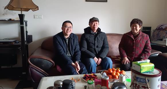 说明: 说明: G:\照片视频\离退休\20210205 春节慰问\人事组\IMG_20210201_161717.jpg